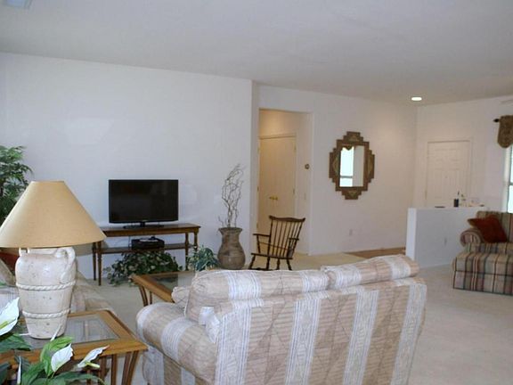 3rd image of 15913 W Clearwater Way
