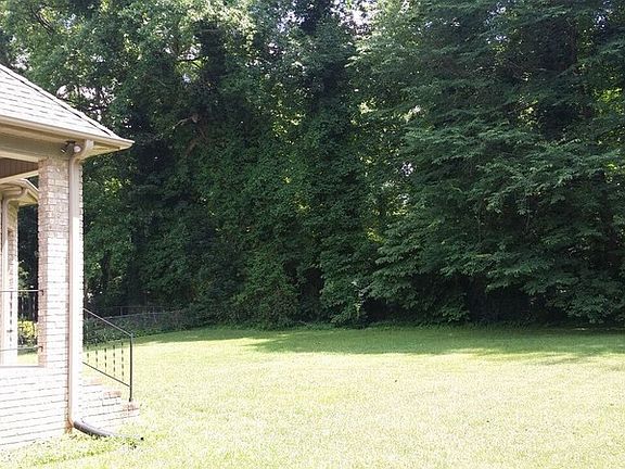 5th image of 1811 Efland Dr
