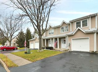 45 Deer Crossing Dr, Fishkill, NY 12524