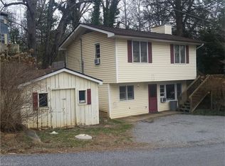 222 Carolina Rd, Lake Junaluska, NC 28745