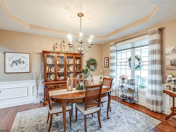 5th image of 8546 Pabin Ct