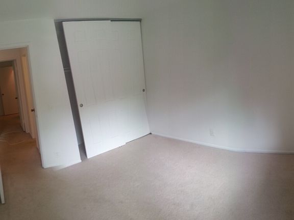3rd image of 2481 Glengyle Dr #152