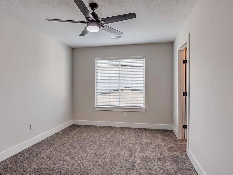 3554 N Tyler Ct #1 — Photo 24