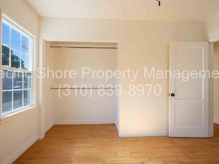 14220 Gilmore Apartments — Photo 9