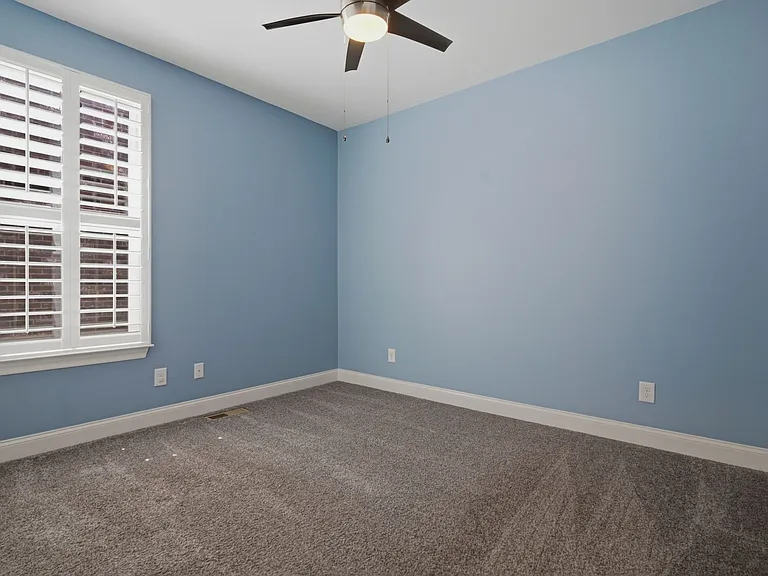 5036 Winslow Dr — Photo 19