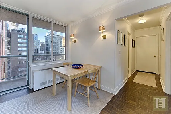 Rented by Halstead Real Estate | media 19