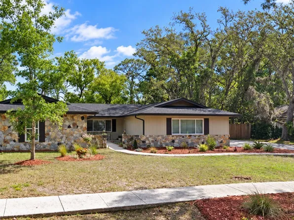 207 Royal Oaks Cir, Longwood, FL 32779