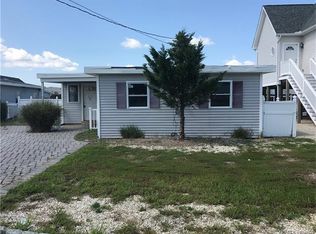 146 S Captains Dr, Little Egg Harbor, NJ