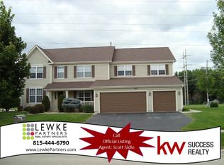 392 Talismon Dr, Crystal Lake, IL