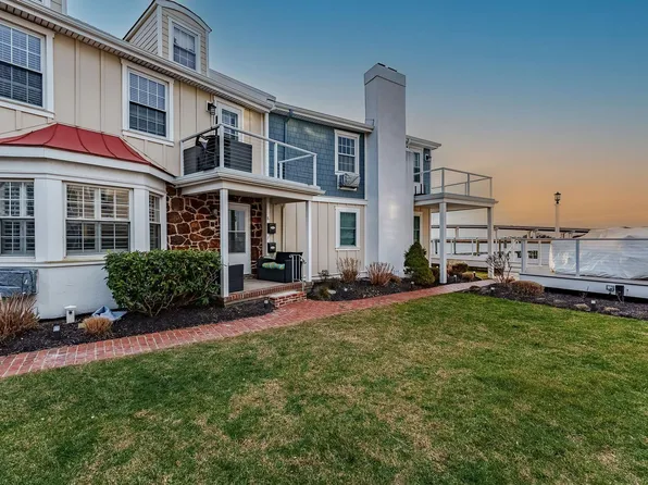 600 Pleasure Ave APT 7, Ocean City, NJ 08226
