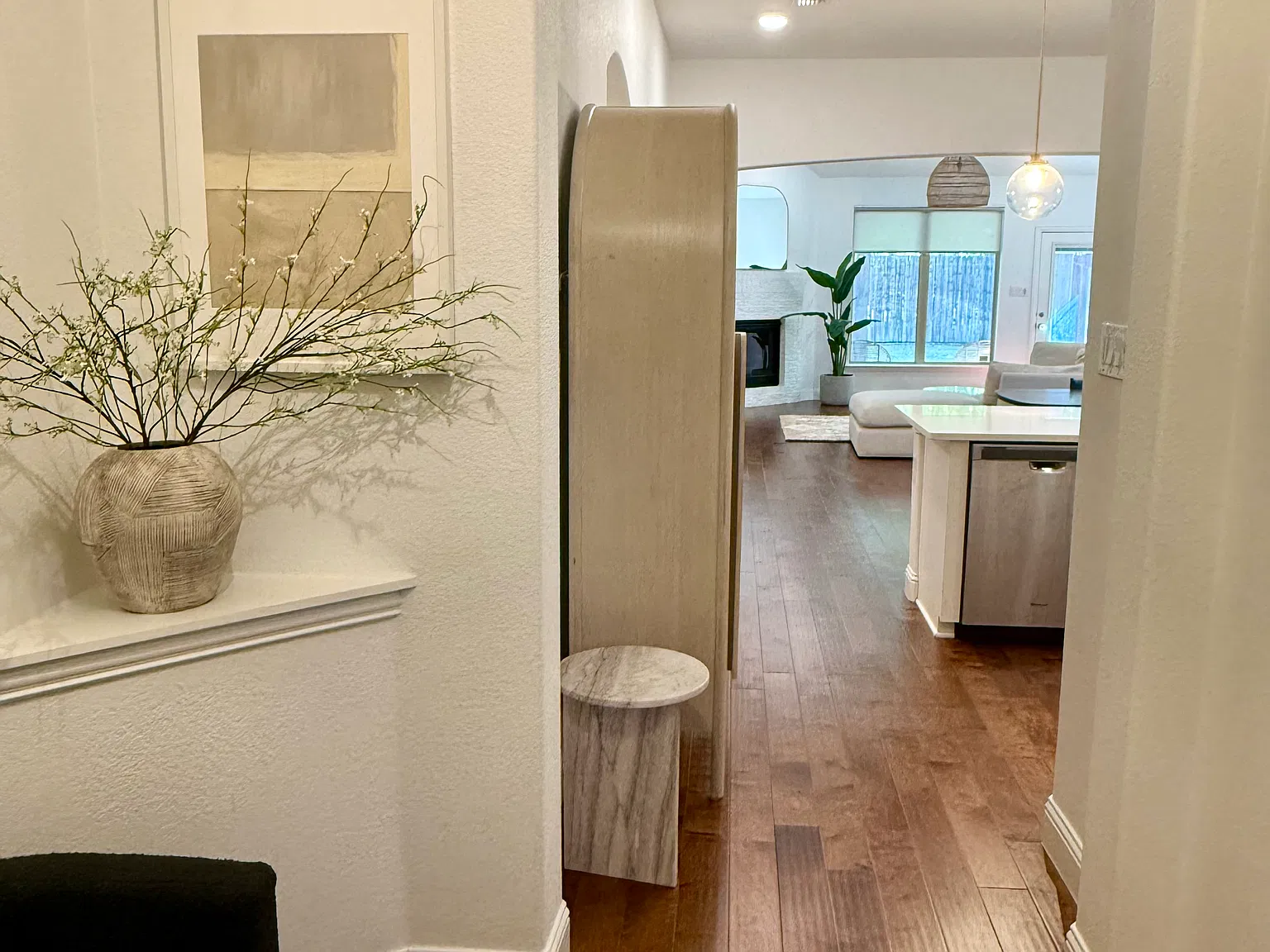 3 bed, 1875 sqft, $2,800 — Photo 3