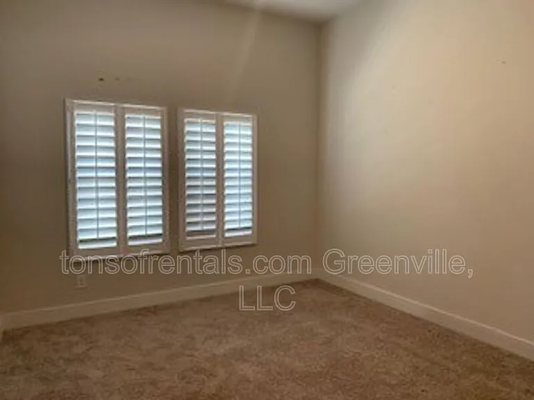 34 Galley Ln — Photo 4