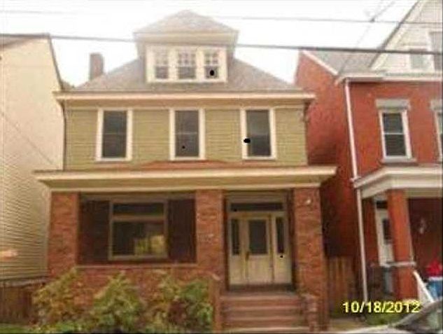 2nd image of 1009 Grand Ave