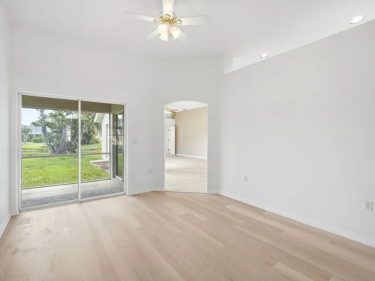 6141 36th Ln E — Photo 5