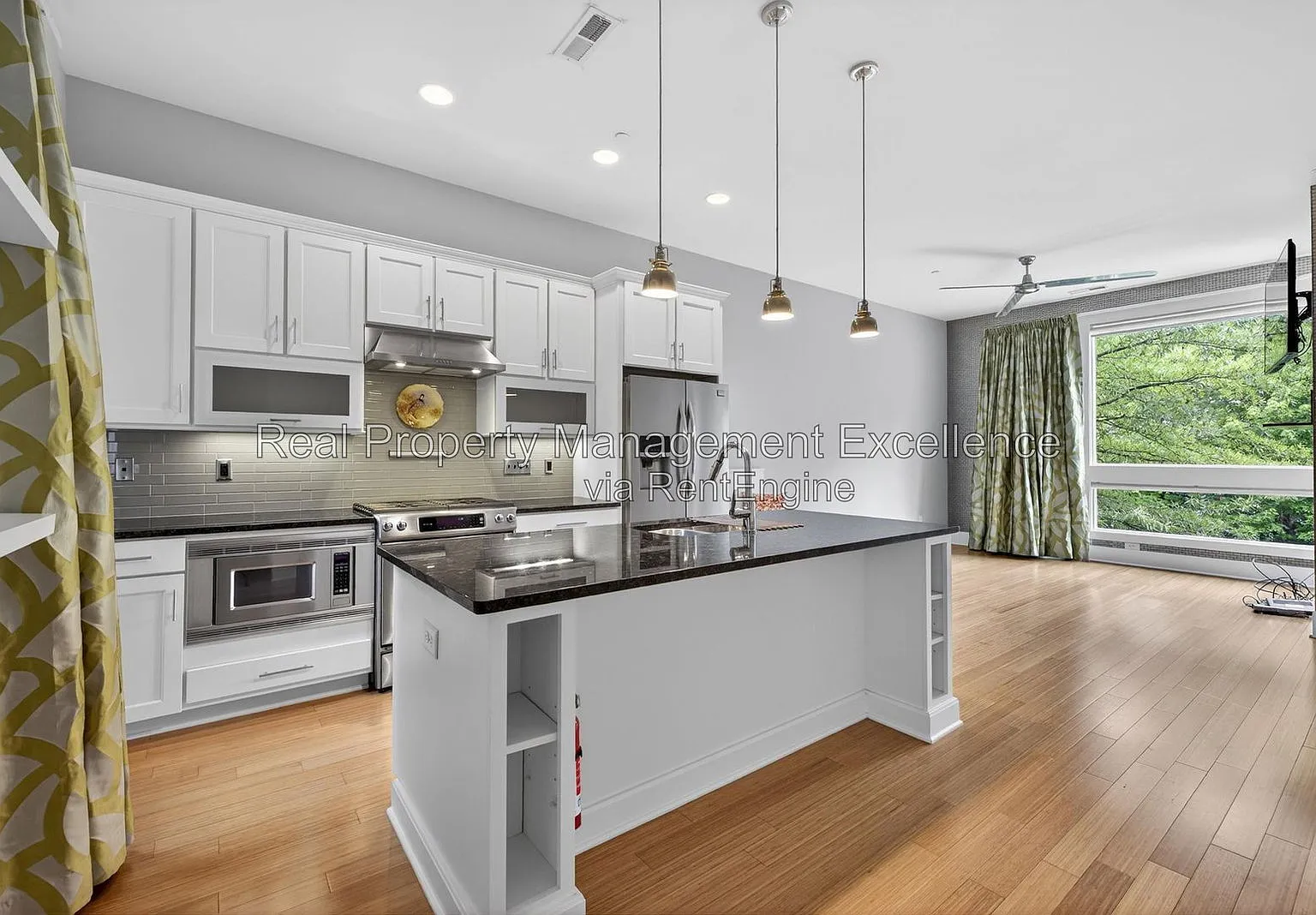 1 bed, 1.5 bath, 1267 sqft, $2,450 — Photo 4