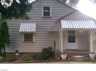 951 Cameron Ave, Youngstown, OH