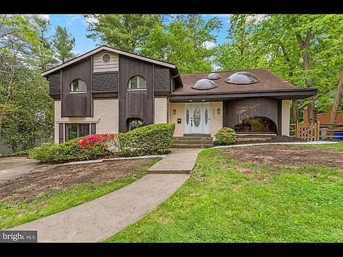 9817 Inglemere Dr Photo 1