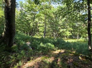 179 Mountain Top Dr, Dingmans Ferry, PA 18328