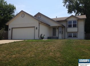 6829 SW 18th St, Topeka, KS 66615