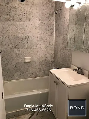 Rented by Bond New York | media 31