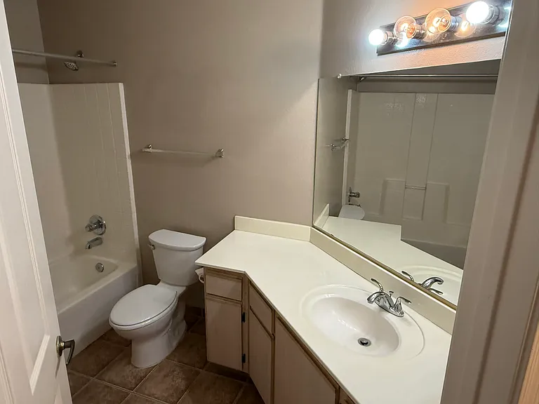 5751 N Kolb Rd #11102 — Photo 11
