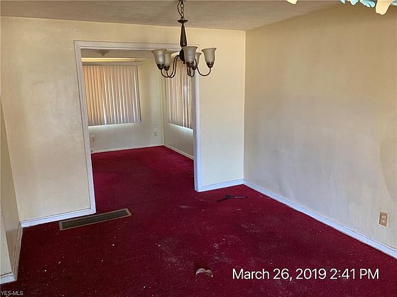 3rd image of 19713 Wickfield Ave