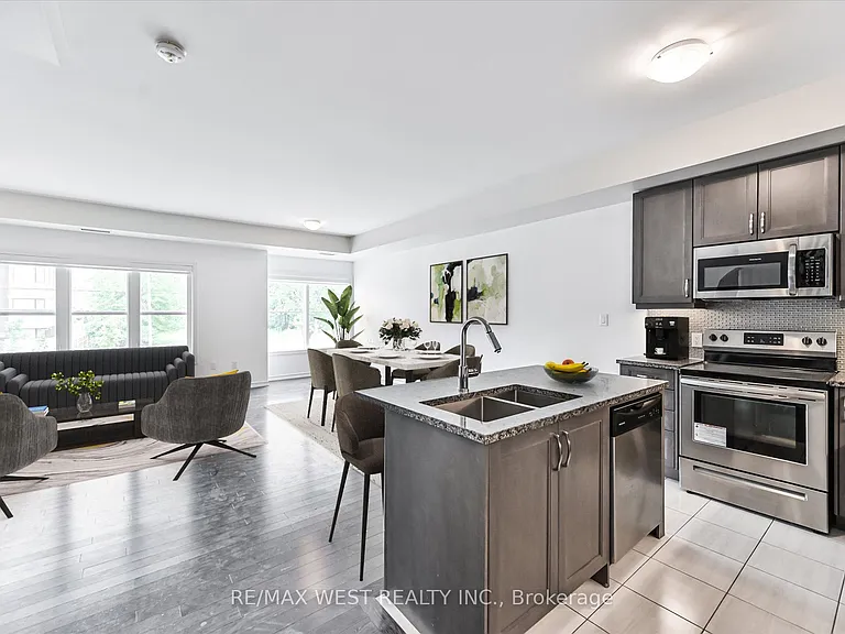 3865 Major Mackenzie Dr W #219 — Photo 11