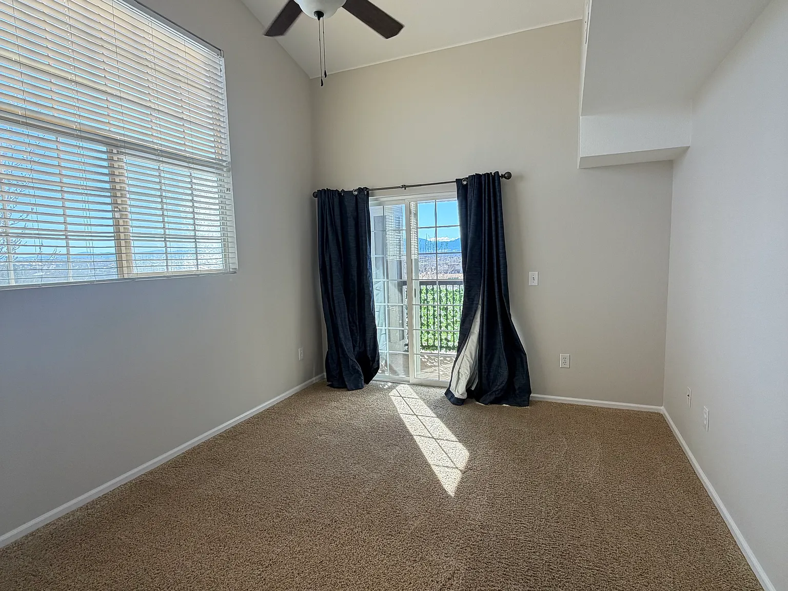 2 bed, 1271 sqft, $2,000 — Photo 3