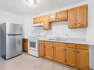476 N 5th St APT 1, Lebanon, PA 17046