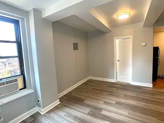 Rented by Tourma Realty LLC | media 133