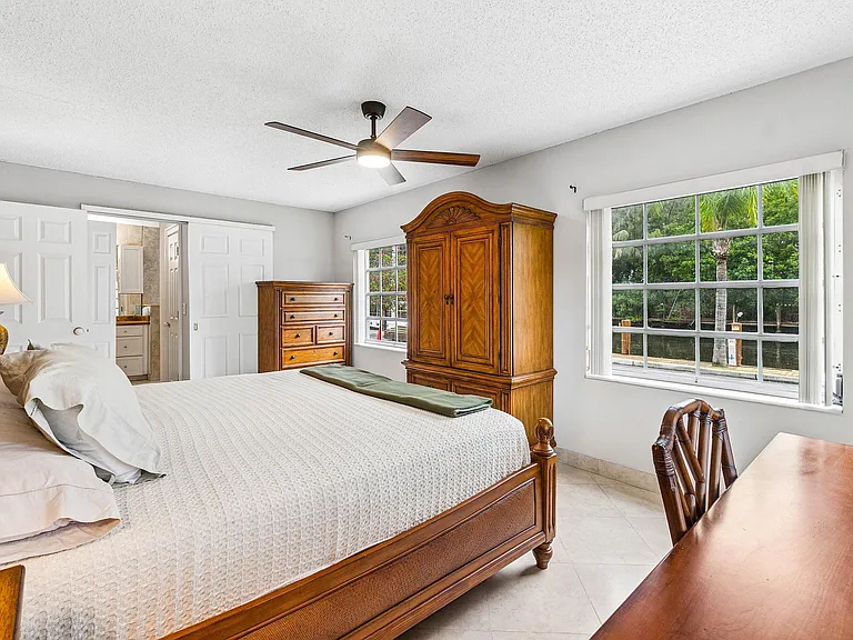 6417 Bay Club Dr #2 — Photo 11