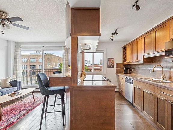 2nd image of 1730 E 7th St SW #406