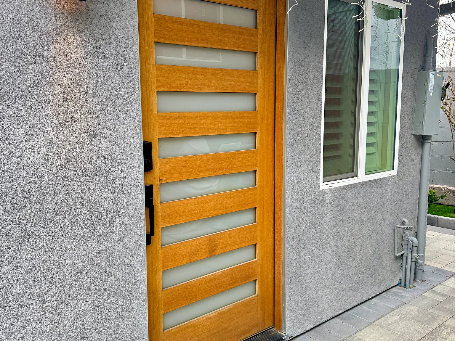 1 bed, 614 sqft, $2,200 — Photo 2