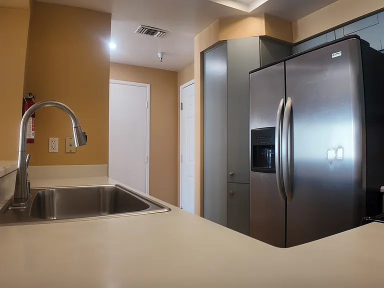 655 Columbia St #313 — Photo 2