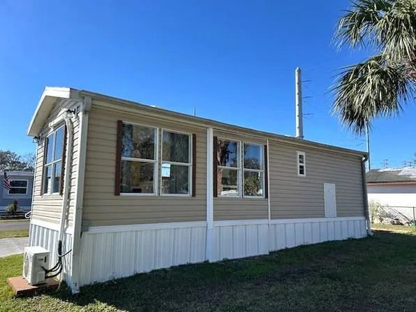 297 1/2 Lake Ave S Lot 32, Frostproof, FL 33843