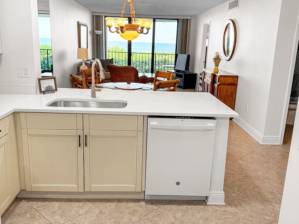 4200 N Highway A1A #215