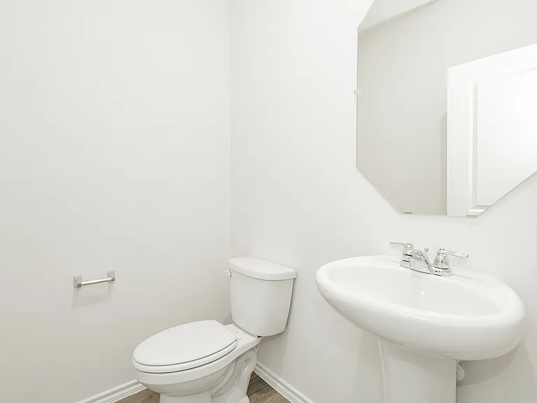 903 Shear Dr — Photo 24