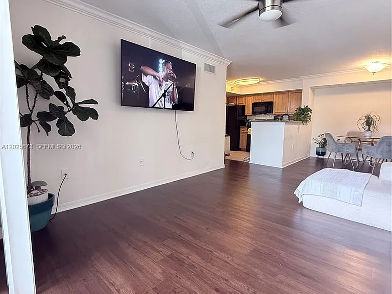 15065 Michelangelo Blvd #105 — Photo 4