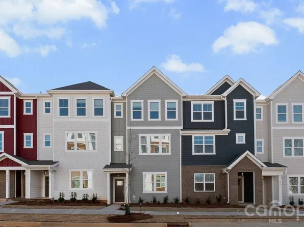 4059 Bass River Pkwy, Charlotte, NC 28217