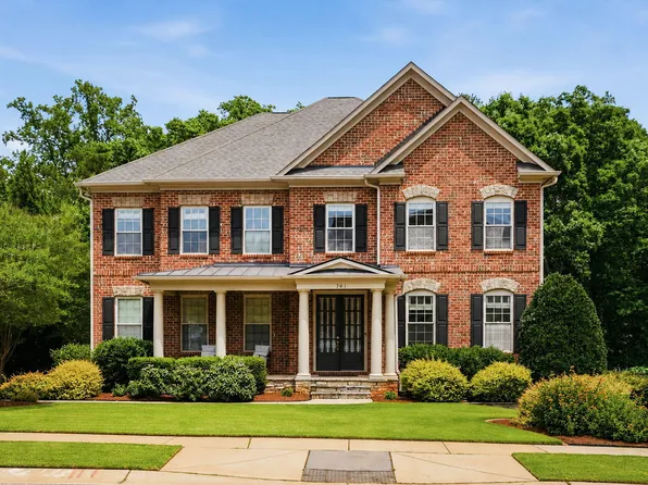 301 Harvestwood Dr, Apex, NC 27539