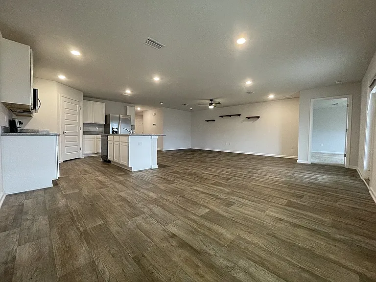 5628 Fulcina Ct — Photo 12