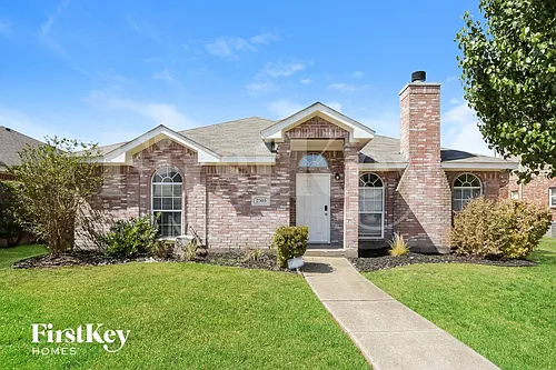 2505 Hidden Springs Dr Photo 1
