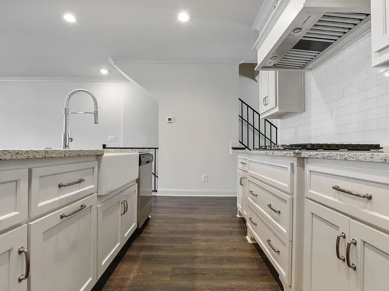 243 Church St — Photo 9