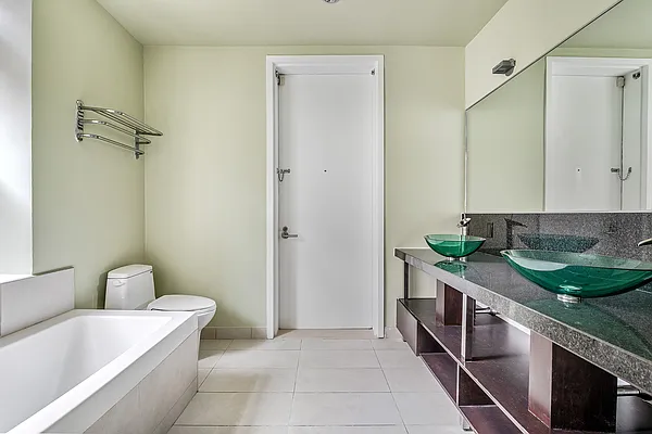 Sold by Corcoran | media 21