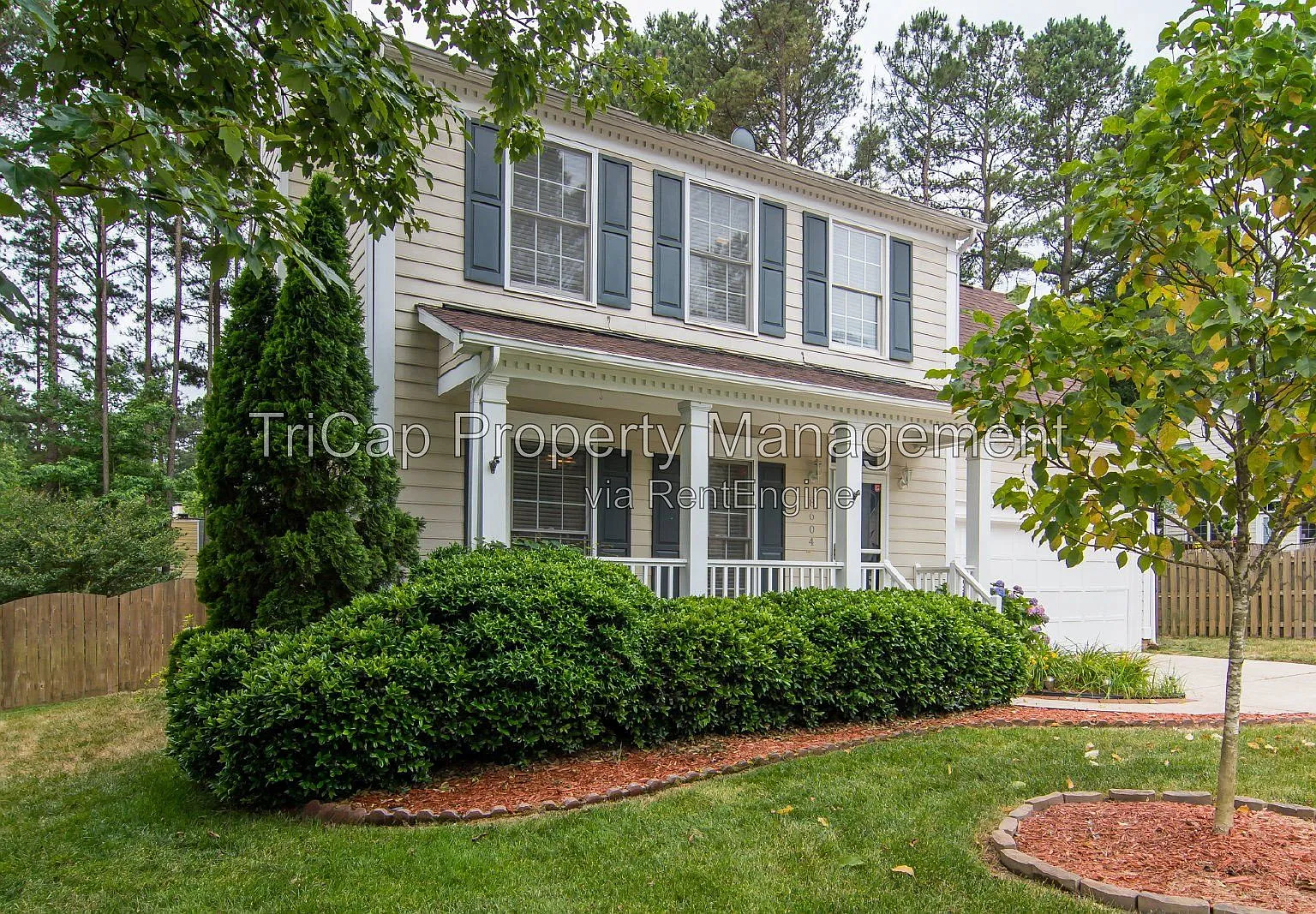 4 bed, 2.5 bath, 1700 sqft, $2,300 — Photo 3