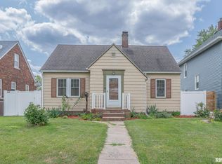 817 W 16th St, Davenport, IA