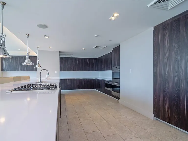 1180 N Federal Hwy #1103 — Photo 45
