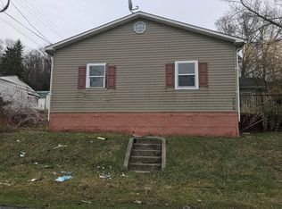 124 Blosser Hill Road Ext, Lake Lynn, PA 15451
