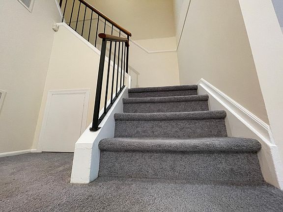 2nd image of 100 Hillside Dr APT G9