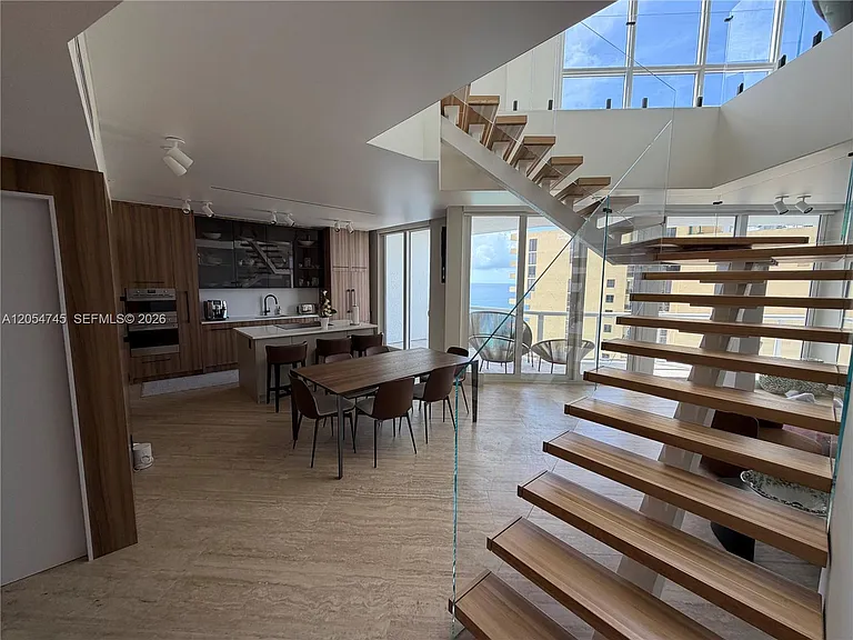 16425 Collins Ave #OS18A — Photo 21